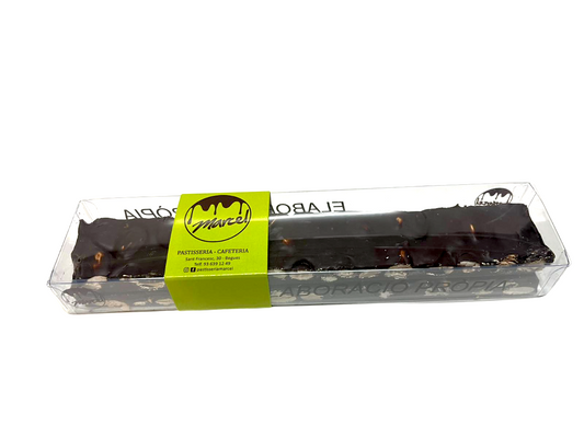 Turrón de chocolate y almendras